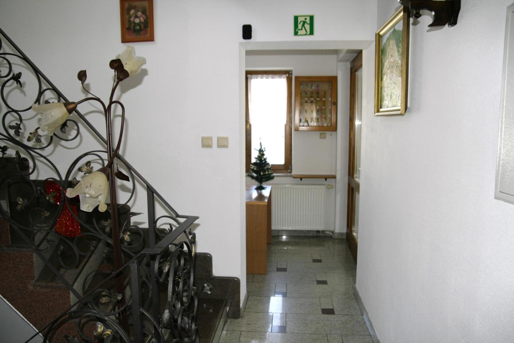 Chata Maniowy Wyspa Ciszy - Agroturystyka, Nieopodal Czorsztyna, Maniowy I Kluszkowce Nad Zalewem Czorsztynskim Kültér fotó